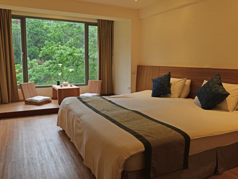 Howard Resort Xitou لوغو المظهر الخارجي الصورة