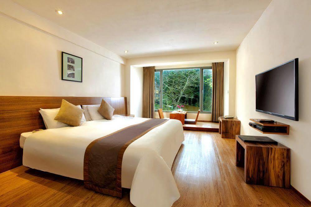 Howard Resort Xitou لوغو المظهر الخارجي الصورة